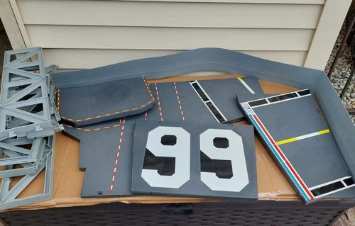 1985 Hasbro GI Joe USS flagg aircraft carrier deck parts and bracing