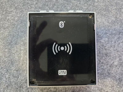 2N Access Unit 2.0 Bluetooth RFID 125 kHz NFC   für Bastler   funktionsfähig