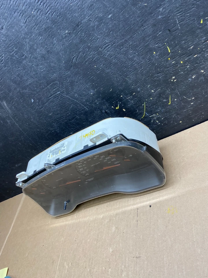 Dodge Dakota 2004 instrumento velocímetro calibre panel OEM T4470 DG Foto 4 de 4