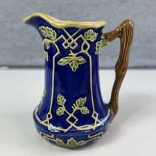 "Mango de corteza de jarra Andrea de colección mayólica azul cobalto de 5"" por Sadek Jay Willfred"