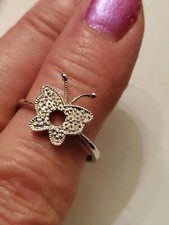 LOVELY 10KT SOLID WHITE GOLD BUTTERFLY RING SIZE 8