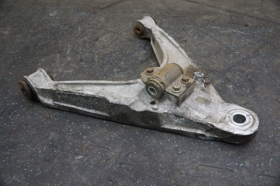 Rear Left Driver Side Lower Control Arm 4709325 Dodge Viper Rt-10 Acr Gts 96-02 - Image 2 of 4