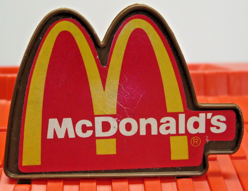 Mattel Vintage 1982 Barbie Loves McDonalds Restaurant Playset Incomplete - Picture 11 of 16