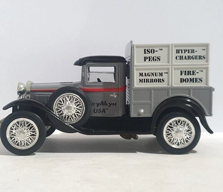 Ford Crate modelo A 1929, edición limitada banco Kuryakyn librea escala 1:25 # 1068 usado Foto 2 de 4
