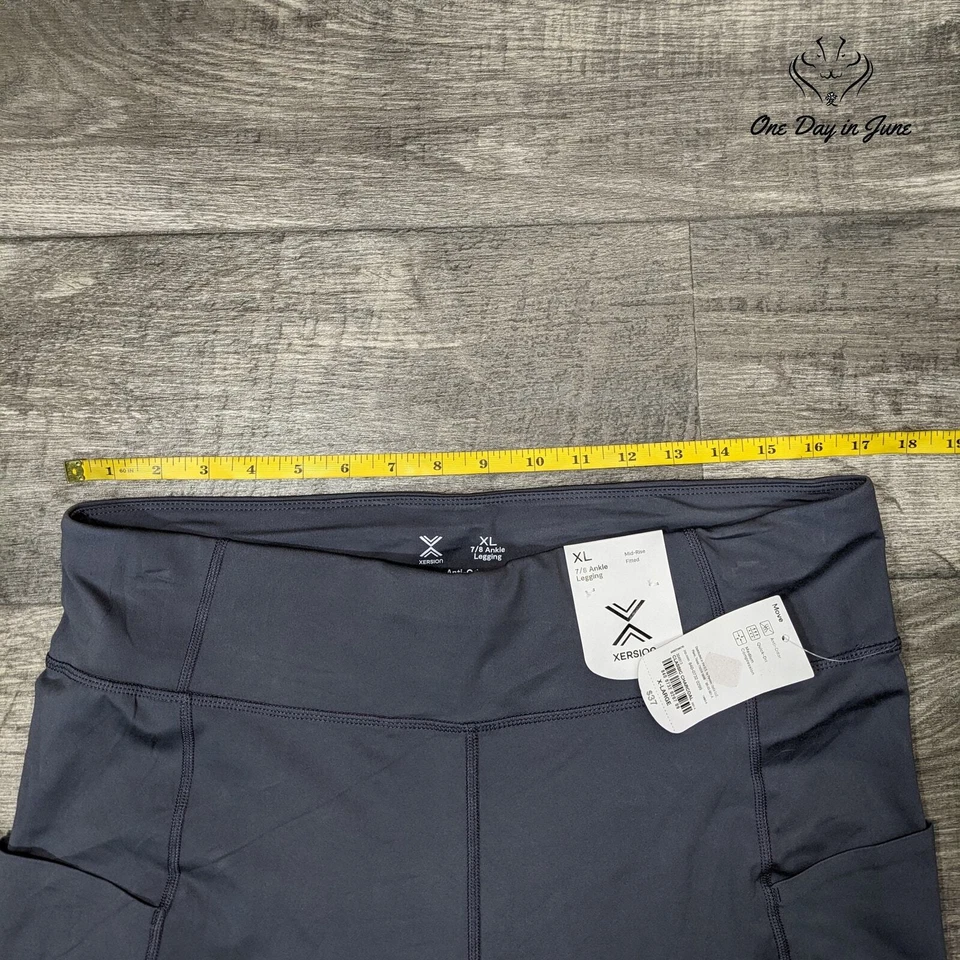 Xersion Mid Rise Legging Size 7/8 - Image 3 of 4