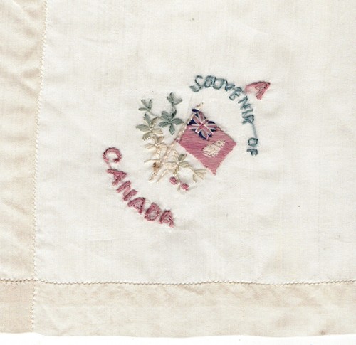 VTG 1920'S SHEER SILK HAND EMBROIDERY HANDKERCHIEF Antique SOUVENIR CANADA - Picture 4 of 5