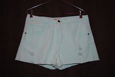 Junior's MUDD Light Green Denim Jean Shorts Size 9 Distressed