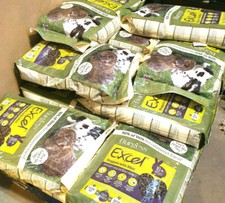 EXCEL ADULT RABBIT NUGGETS 1.5kg, 3kg, 10kg : Burgess Small Pet Food Bunny Feed