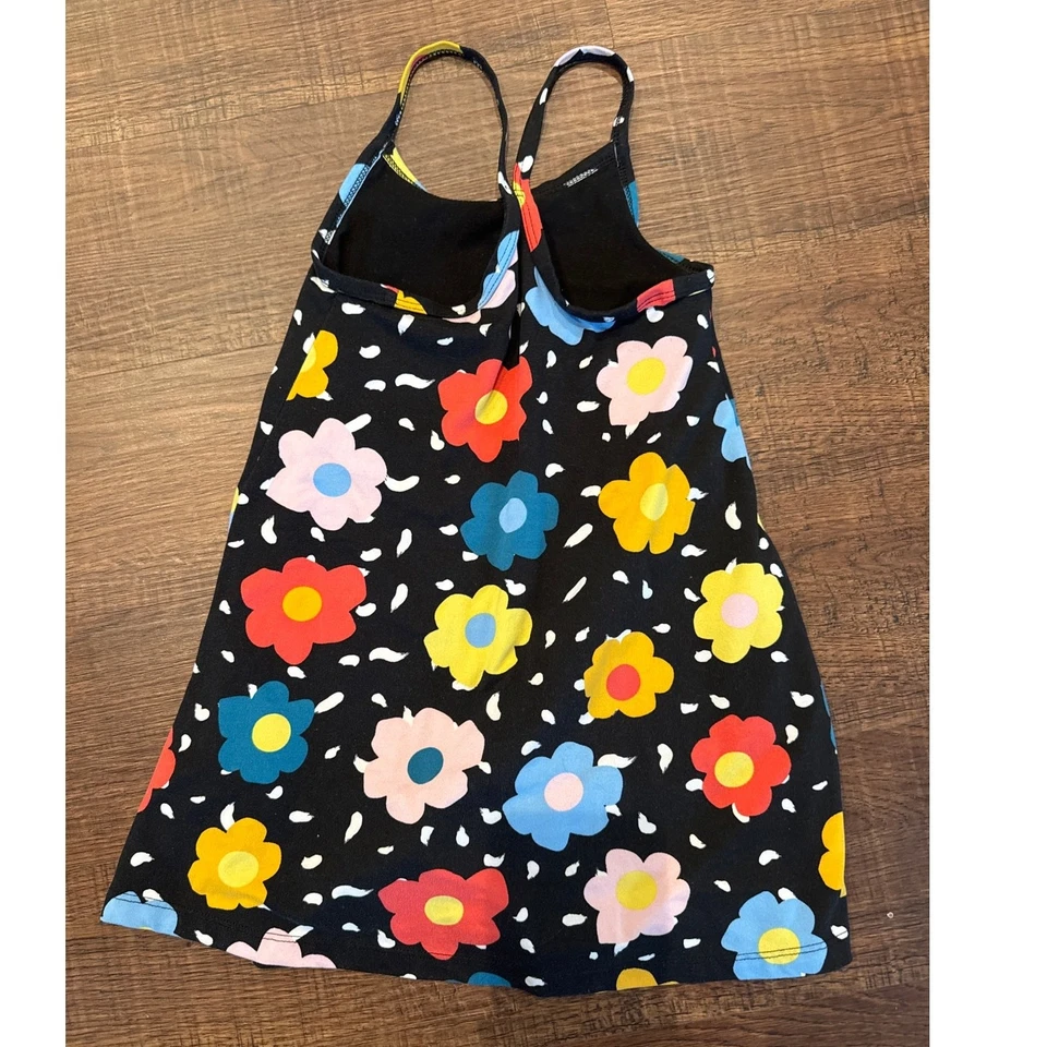 Vestido Halter Hanna Andersson Retro Floral Margarita con Pantalones Cortos Negro Talla US 5  Foto 2 de 4