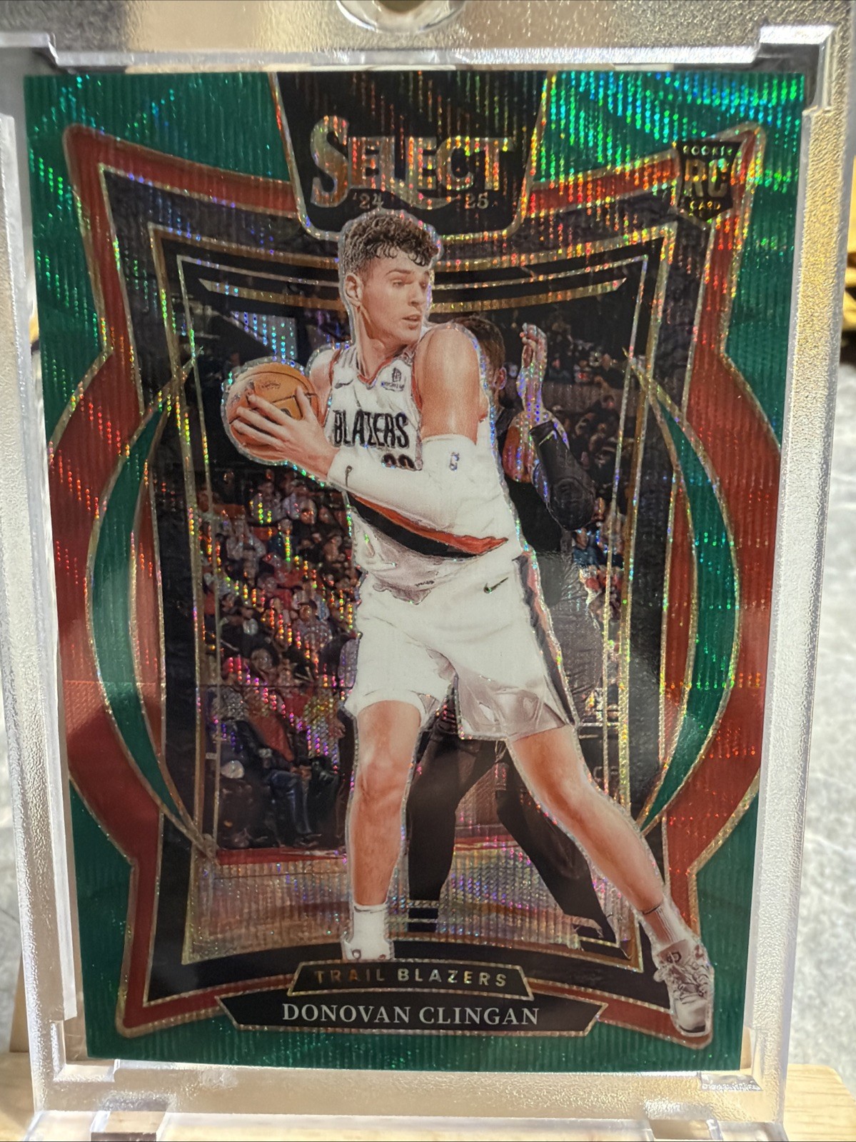 2024-25 Panini Select - Concourse Donovan Clingan #69 Green Wave Prizm /50 (RC)