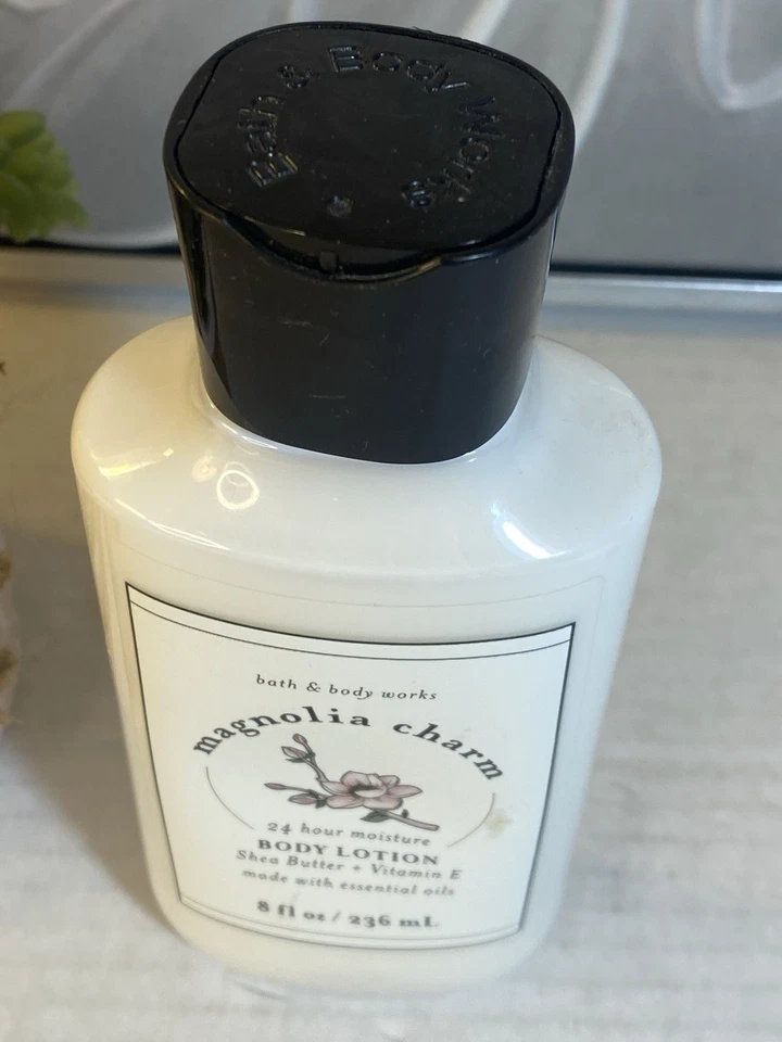 Bath & Body Works MAGNOLIA CHARM Body Lotion 8 oz~ NEW~VERY RARE!🌸 - Image 3 of 4