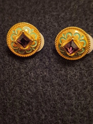 Vintage ,Egyptian Revival ,costume Jewelry,MMA USA. Clip On Earrings.