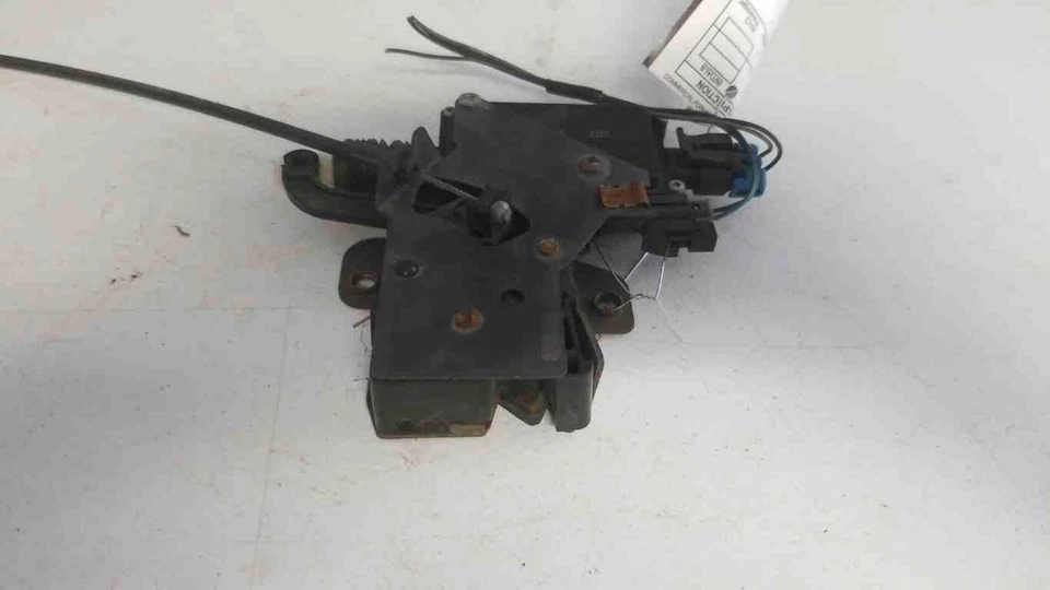 96-98 Saturn Sw1 Sw2 Wagon escotilla trasera/pestillo maletero Foto 2 de 4