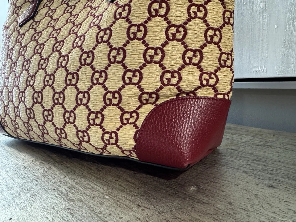 Bolso de Mano Gucci Ophidia Mediano Cuero/Paja GG Rojo Cereza Nuevo y Bolso Antipolvo Foto 3 de 4