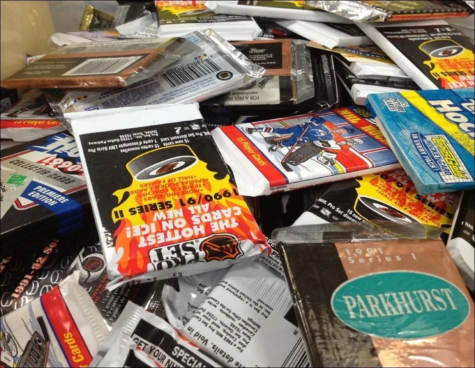 Lote de 100 tarjetas vintage de hockey de la NHL en paquetes sellados de fábrica paquete sin abrir Gretzky Foto 3 de 4