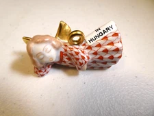 HEREND, SLEEPING ANGEL, RUST  FISHNET,  W/ HOOK   BRAND NEW, MINT & BOX!
