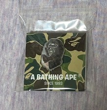 A Bathing Ape Bape Anstecknadel
