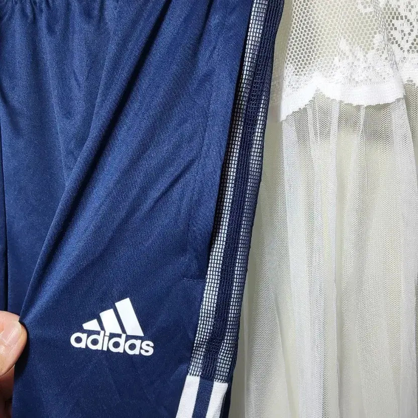 Adidas AEROREADY 3-Stripes Training Shorts, 2XL, Navy thumbnail 5