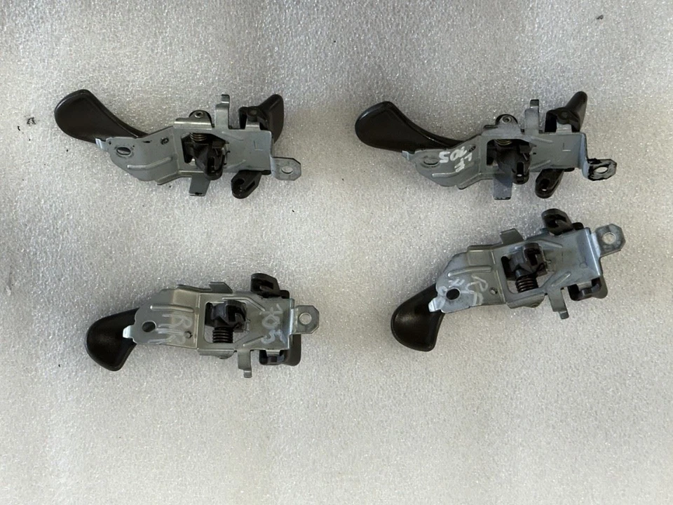 1997 1998 1999 MITSUBISHI MONTERO DEPORTIVO INTERIOR MANIJAS DE PUERTA CONJUNTO BRONCEADO Foto 4 de 4