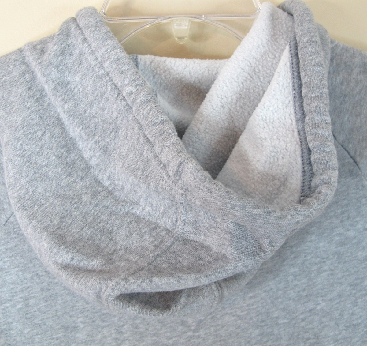 Under Armour Gray Pullover Drawstring Hoodie Swea… - image 6