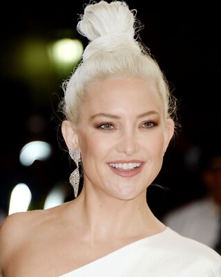 SEXY KATE HUDSON 8x10 PHOTO *