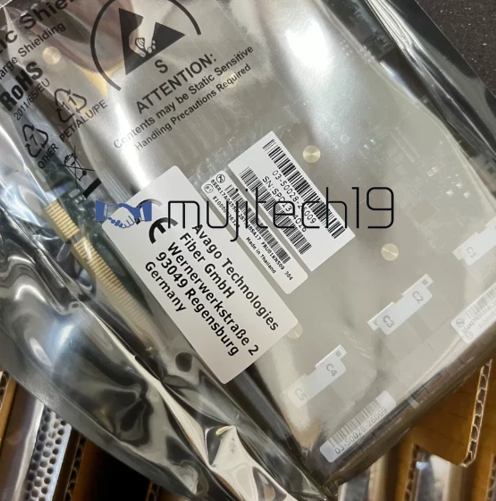 New Lenovo ThinkSystem 930-24i 4GB Flash PCIe x8 RAID Adapter FRU P/N: 01KN509 - Image 4 of 4