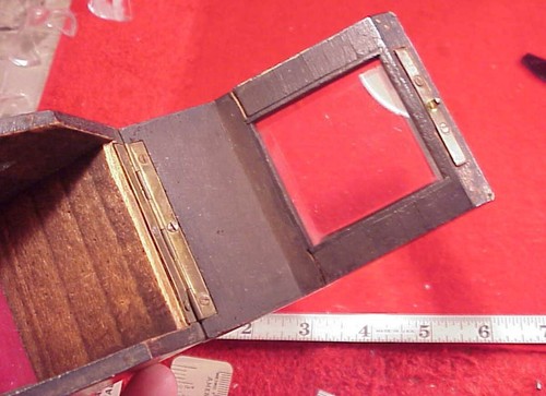 Vintage POCKET WATCH BOX BURL WOOD DISPLAY HOLDER GLASS FRONT SHELF MISSING - Picture 11 of 15