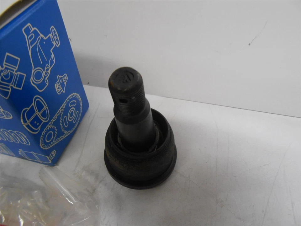 McQuay-Norris FA680 Front Lower Suspension Ball Joint - Image 2 of 4