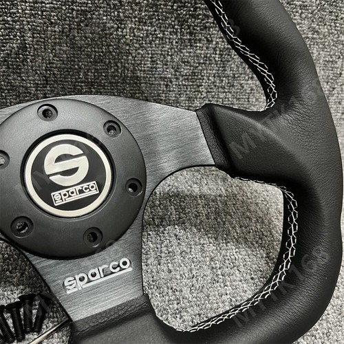 Volante Sparco de 3 radios de cuero negro en forma de D 13 pulgadas 315 mm NUEVO - Imagen 4 de 7