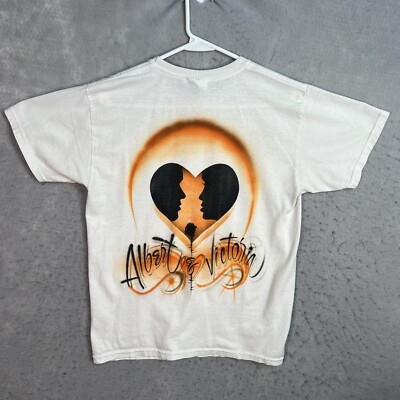 Vintage 90s Albert & Victoria Love Heart Couple Custom Airbrush T Shirt Adult S