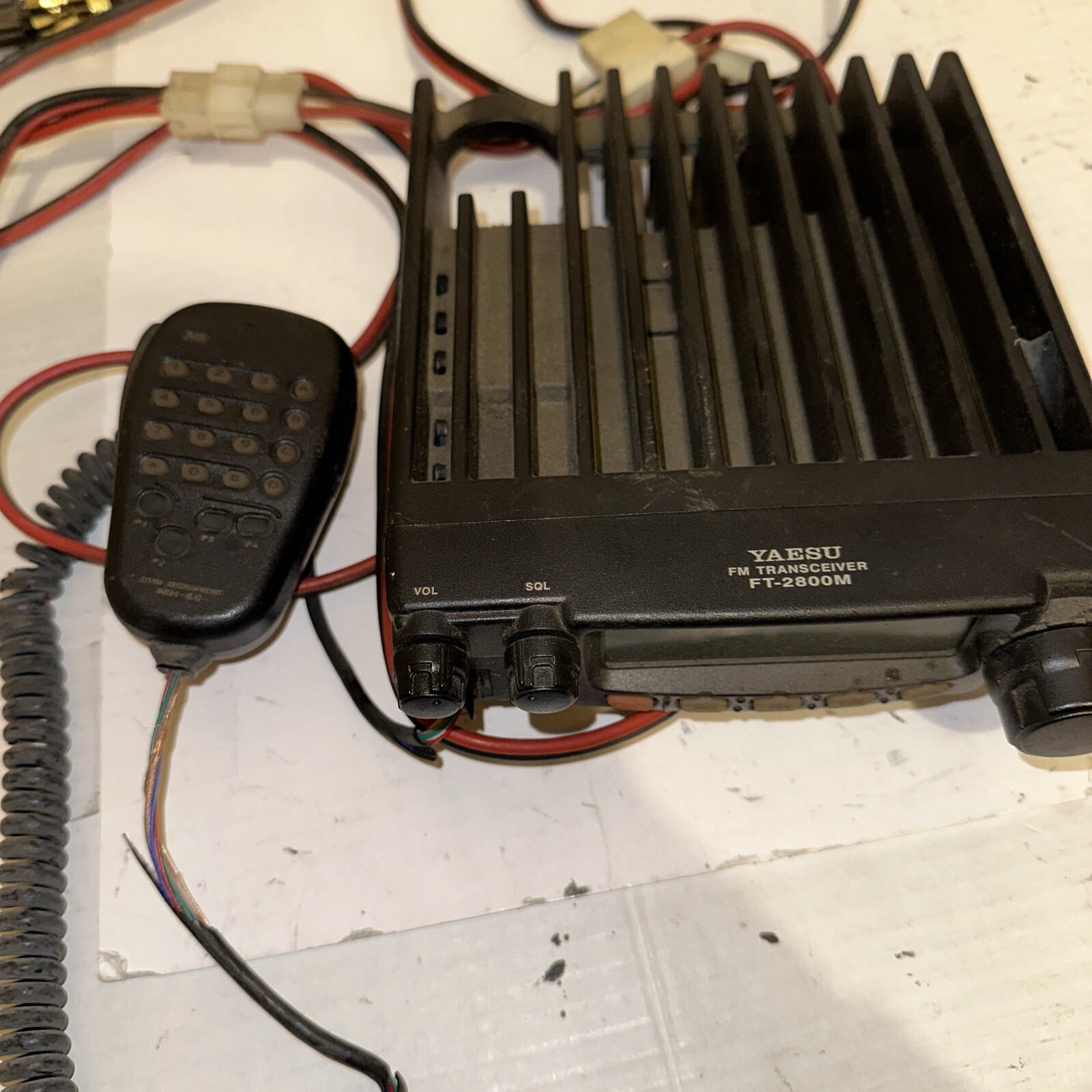 Yaesu Model FT2800M 2Meter FM Mobile Transceiver Radio w/MH48 DTMF