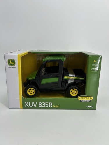 NEW John Deere ERTL 1/16 XUV 835R Gator Die Cast Replica - LP84538 - Picture 1 of 12