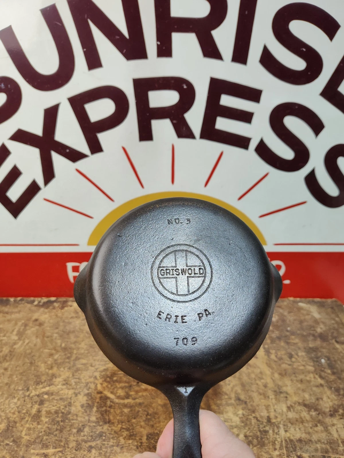 Fully Restored GRISWOLD #3 Cast Iron SKILLET 6" SMALL BLOCK LOGO Seasoned Flat