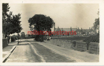 ECHTFOTO-POSTKARTE VON ALTOFTS, (BEI NORMANTON / WAKEFIELD), WEST YORKSHIRE