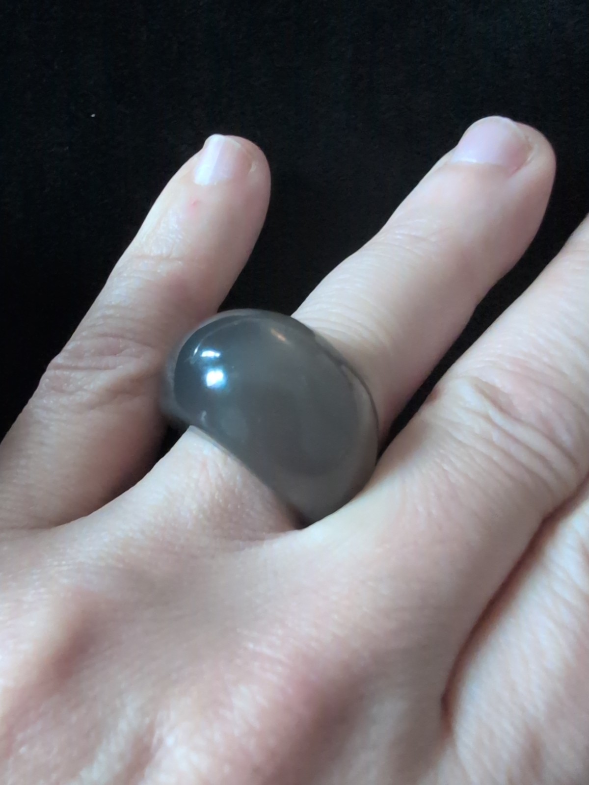 Unique Size Hyperbolic Gray Bakelite Ring Iridesc… - image 6