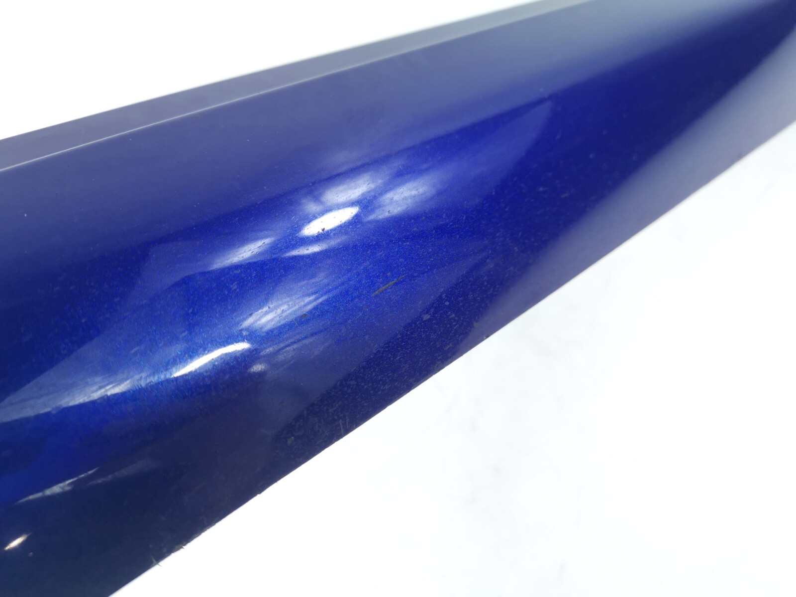 17-20 MASERATI Levante Front Left Driver Side Door Lower Molding Blue 670035236