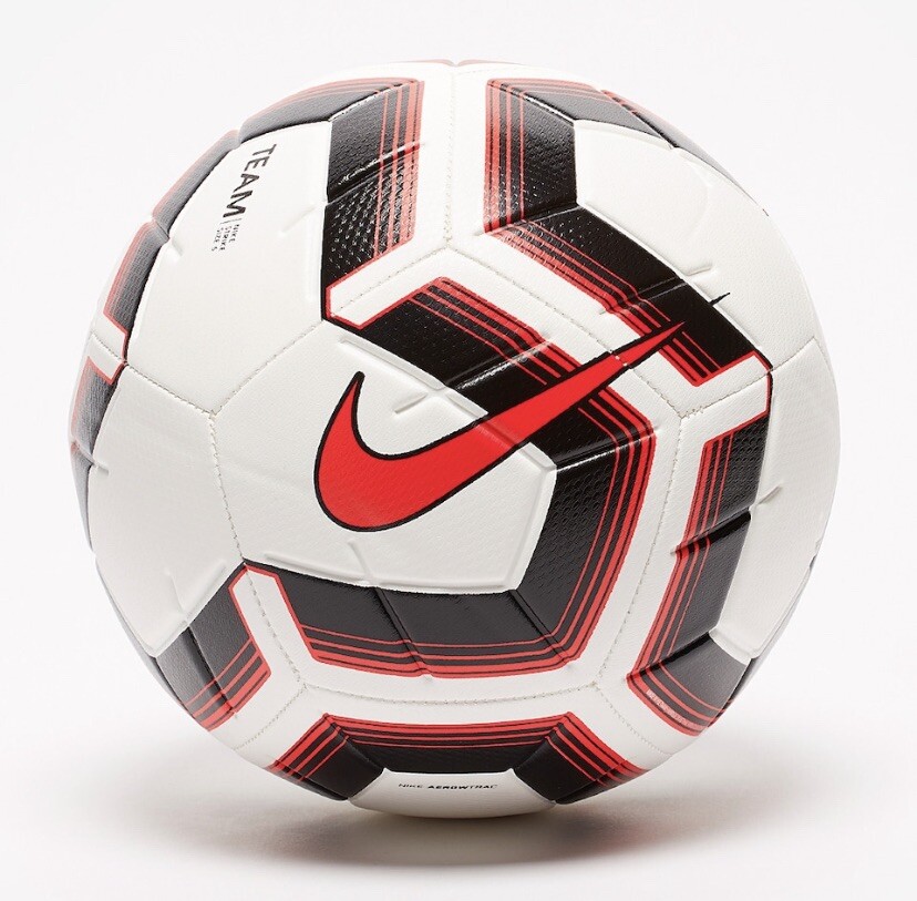 nike strike aerowtrac football