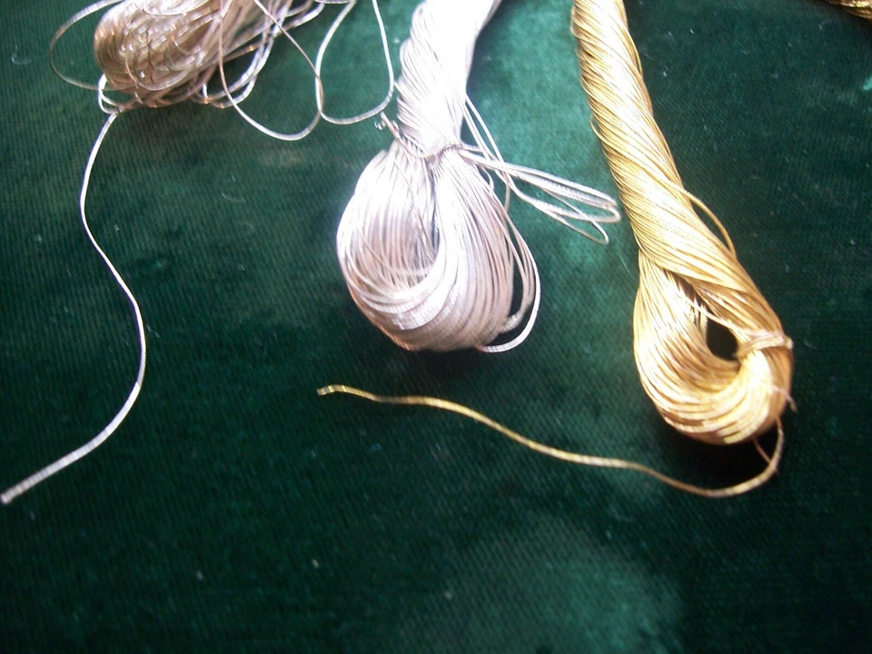 3 Skeins Of Metallic Silver & Gold Thread For Christmas Decoration Craft Tassels - Image 3 of 4