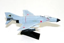 Takara 1/200 World Wings Museum2 " F-4EJ Kai  (301st SQ, JASDF/ Flying)" PW2-12