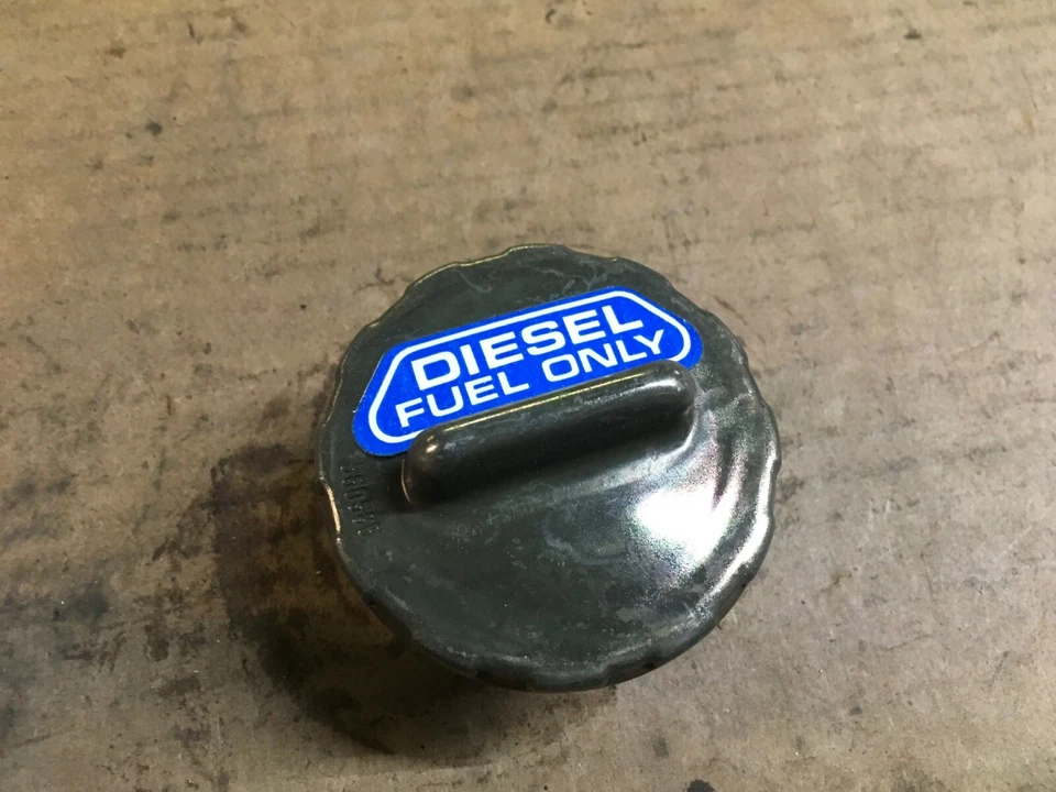 New AC GM Gasoline Tank Cap GT101  - Image 3 of 4