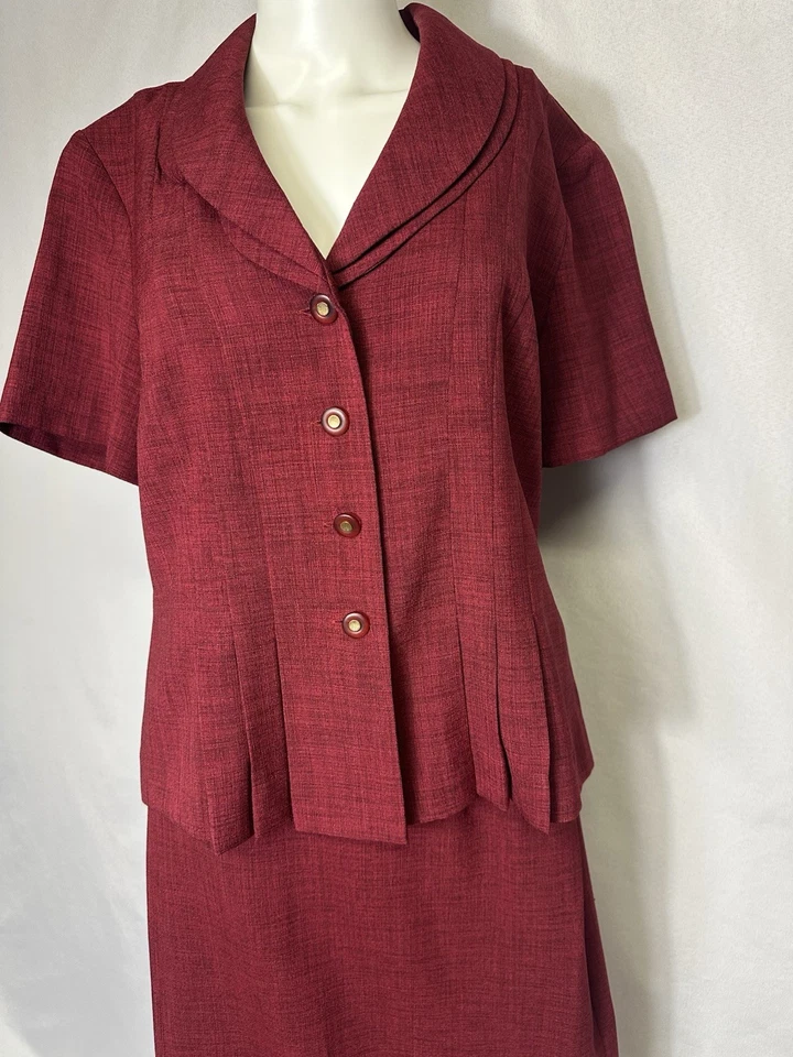 TERNO SAIA VINTAGE DANNY & NICOLE DESLUMBRANTE MARROM TAMANHO 12 - Imagem 2 de 4