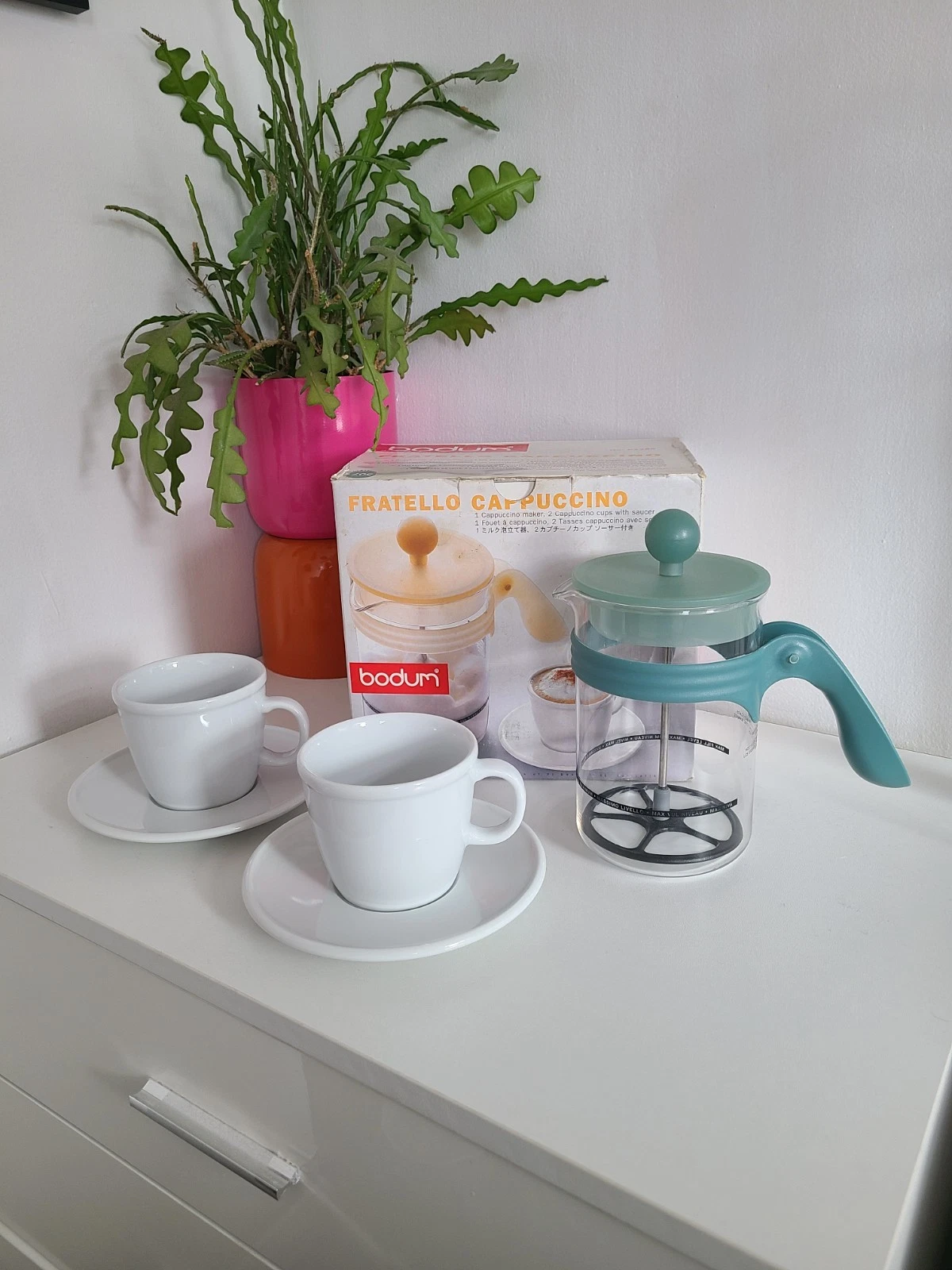 Bodum Fratello Cappuccino Maker Set 2 x Cups and Manual Frother Vintage BNIB
Opens in a new window o
