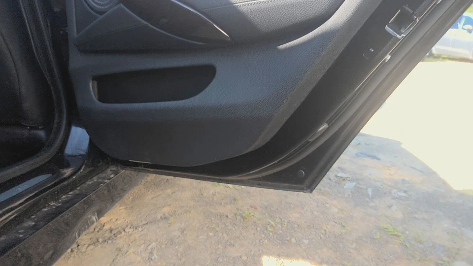 16 BMW 428I Rear Door Scratched (4 Dr Gran Coupe) Passenger Right - Image 3 of 3