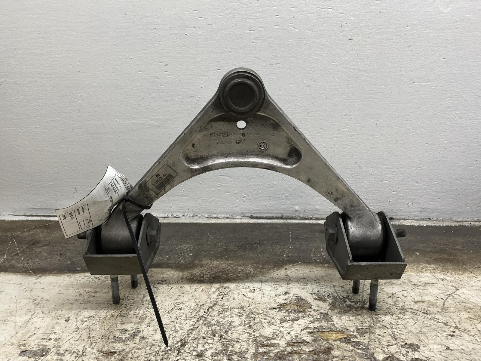 Bentley Mulsanne 2010-2020 Front Right Upper Control arm