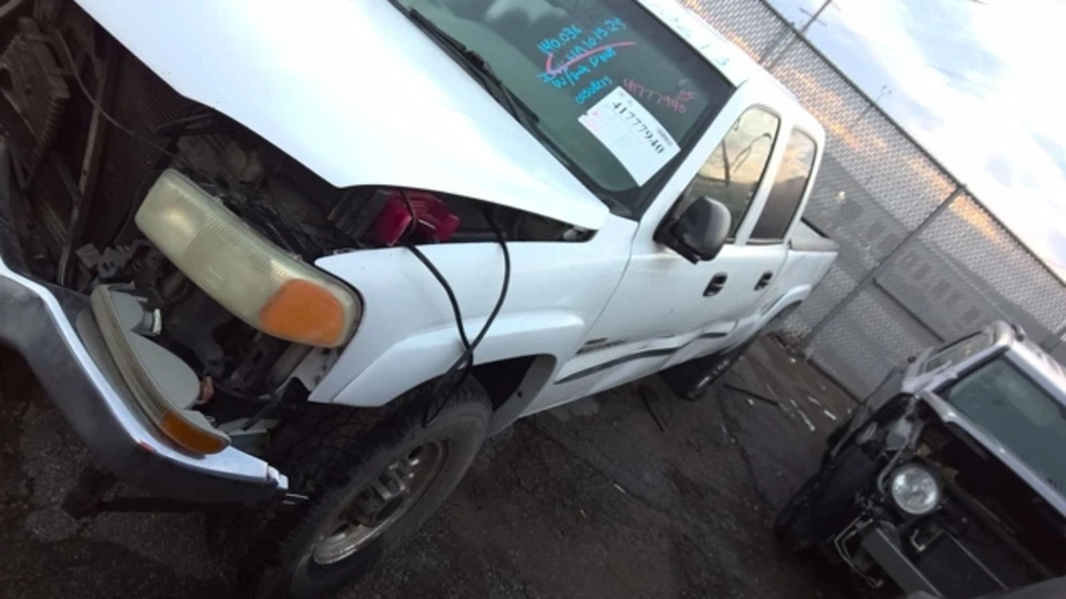 Rear Leaf Spring Fits 01-10 SIERRA 2500 PICKUP 5214824 Foto 3 de 4