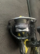 Lew's Mach Pro MP30 Spinning Fishing Reel with Pole Gear Ratio 6.2:1