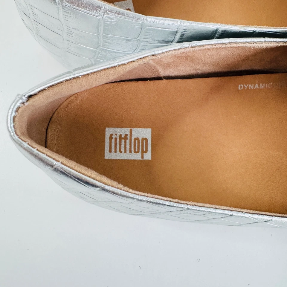 Mocasín FITFLOP metálico plateado Lena plano cocodrilo en relieve cómodo plano / talla 9 Foto 3 de 4