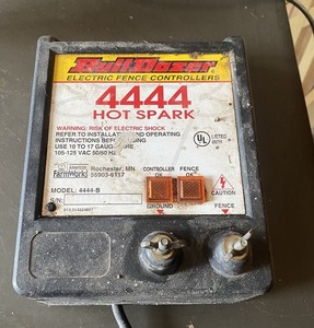 Bulldozer Electric Fence Controller 4444-b Hot Spark Works