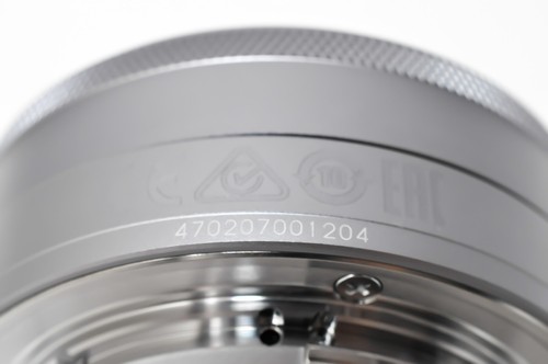 Top Mint Canon EF-M 22mm F2 STM Silver AF Wide Angle Lens w/caps from Japan 2289 - Picture 16 of 17