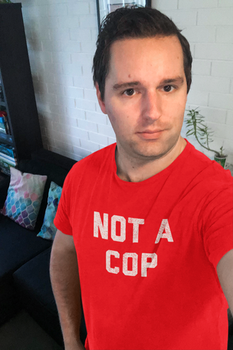 NOT A COP - Funny Police Humor Joke -T Shirt any SIZE OR COLOR - 第 4/14 張圖片